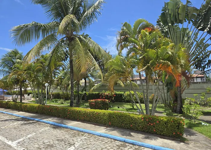 Apto Terreo Mobiliado Com Piscina - 400M Da Praia De Taperapuan, Proximo Ao Axe Moi- Golden Dolphin Residence